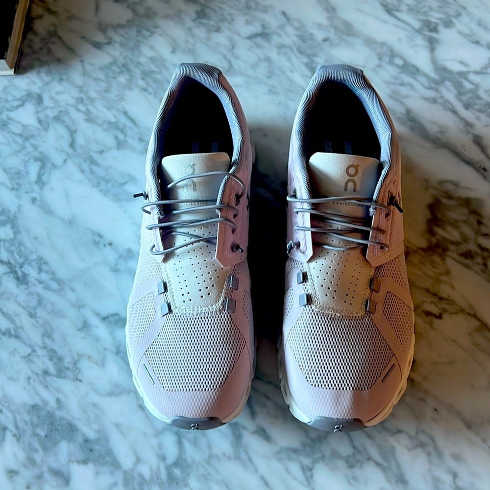 ON Cloud Sneakers